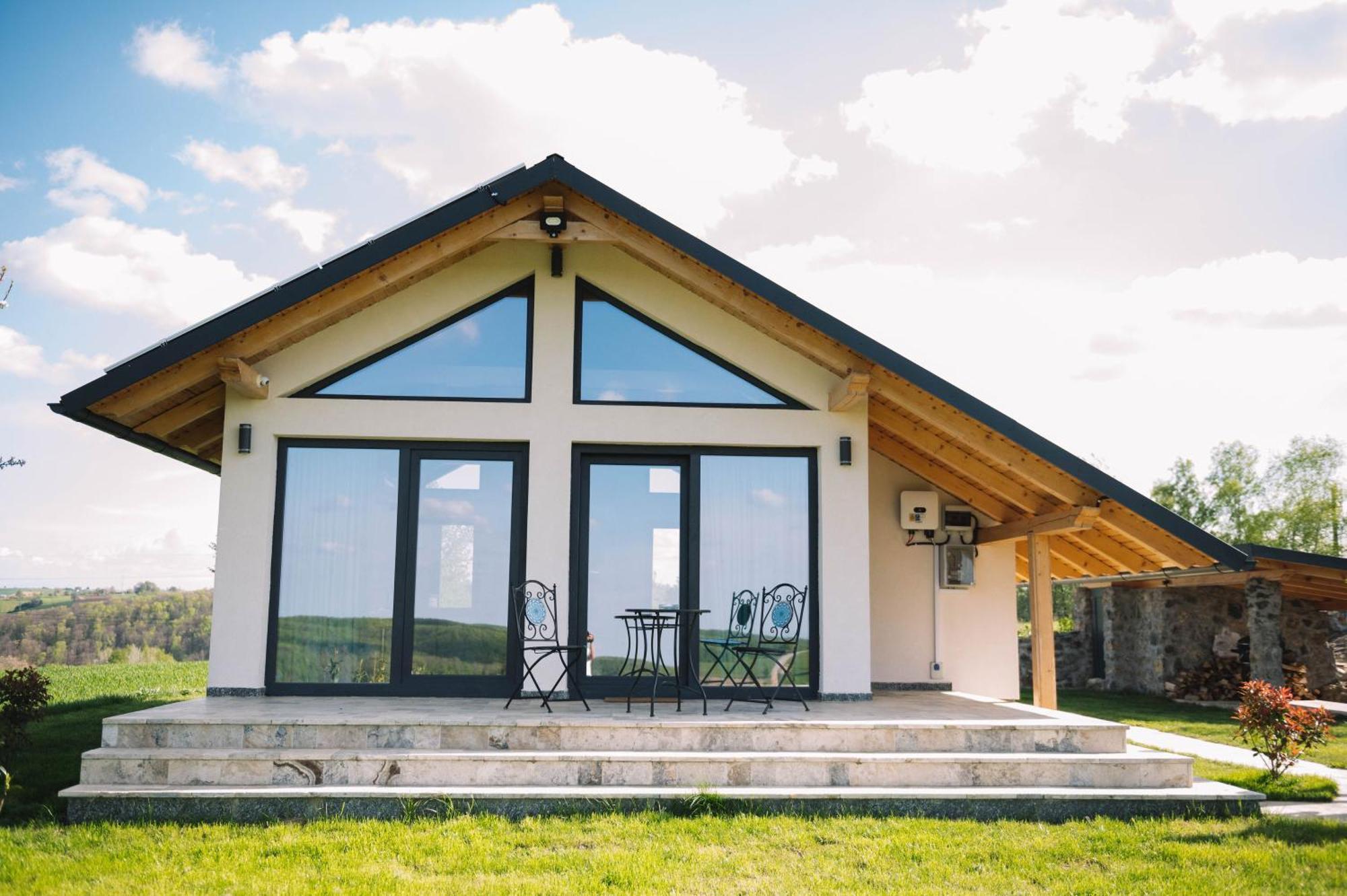 Casa Moderna In Sinteu - Intersectia Intre Modern Si Linistea Naturii Huta Voivozi 외부 사진